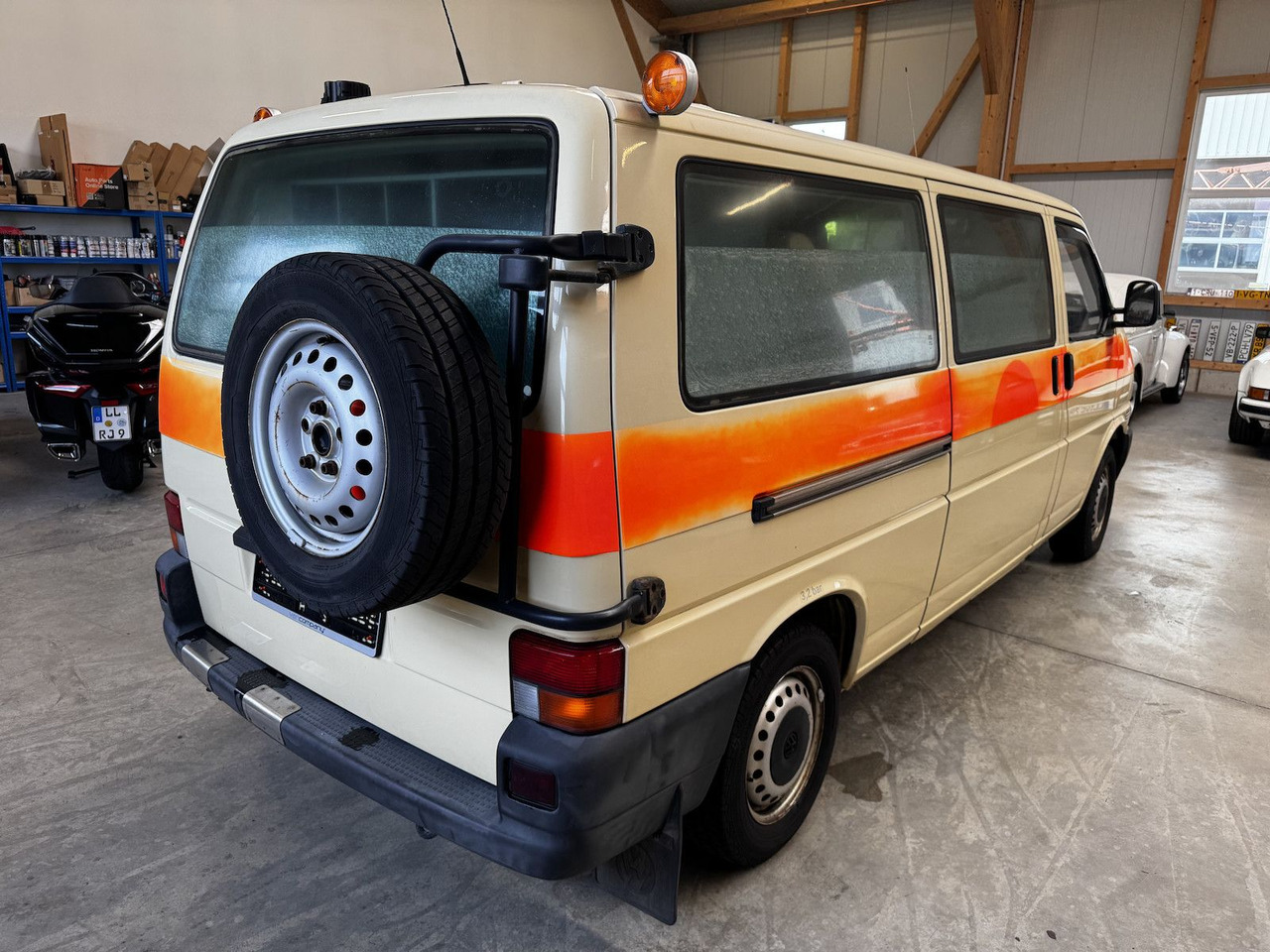 Volkswagen T4 2.5 TDI Syncro 4x4 lang 1. Hand! - Επιβατικό βαν: φωτογραφία 5 Volkswagen T4 2.5 TDI Syncro 4x4 lang 1. Hand! - Επιβατικό βαν: φωτογραφία 5