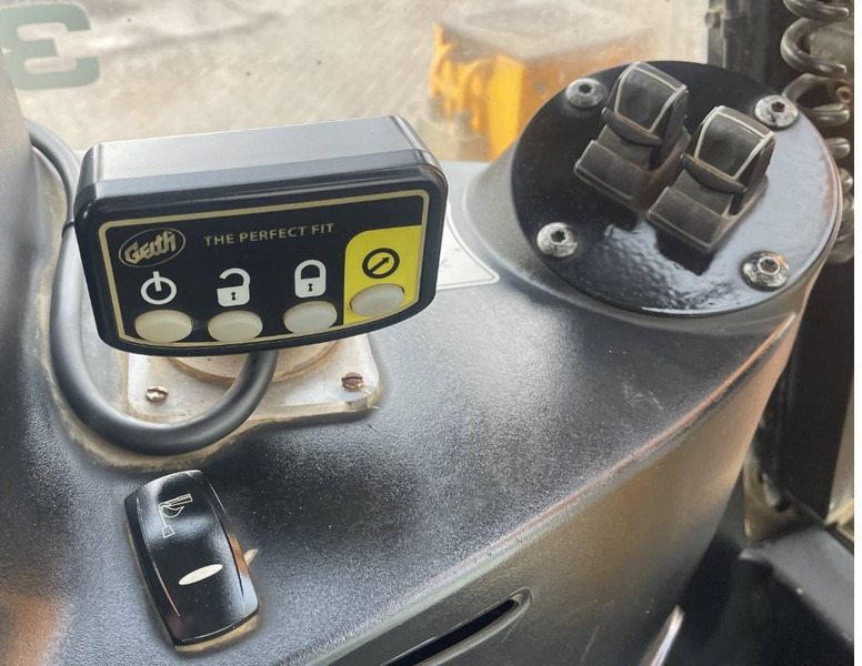 Φορτωτής εκσκαφέας JCB 3 CX 2016 CE: φωτογραφία 12