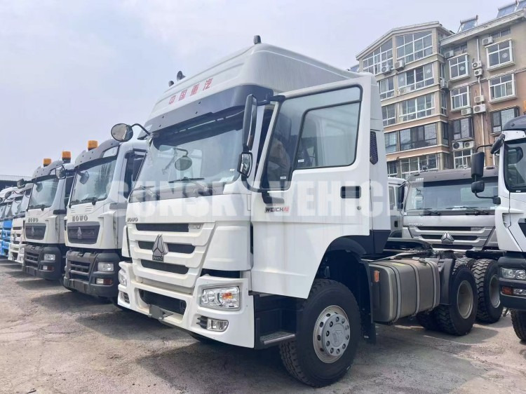 HOWO 400HP High roof Tractor Head - Τράκτορας: φωτογραφία 1 HOWO 400HP High roof Tractor Head - Τράκτορας: φωτογραφία 1