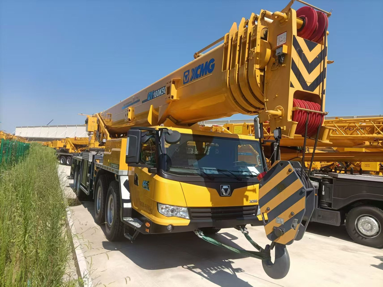 XCMG Factory 180 Ton Used QY180K5C Telescopic Boom Truck Mounted Crane Price List - Τηλεσκοπικός γερανός: φωτογραφία 2 XCMG Factory 180 Ton Used QY180K5C Telescopic Boom Truck Mounted Crane Price List - Τηλεσκοπικός γερανός: φωτογραφία 2