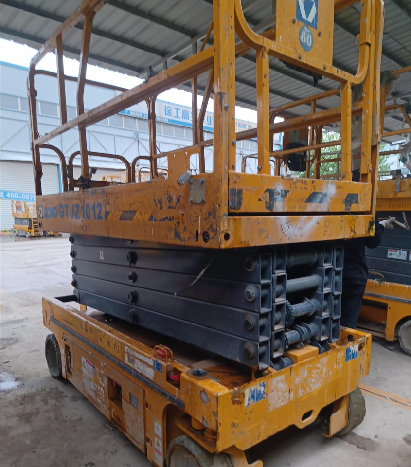 XCMG GTJZ1012 used 10m hydraulic scissor lift in good condition - Ψαλιδωτό ανυψωτικό: φωτογραφία 4 XCMG GTJZ1012 used 10m hydraulic scissor lift in good condition - Ψαλιδωτό ανυψωτικό: φωτογραφία 4