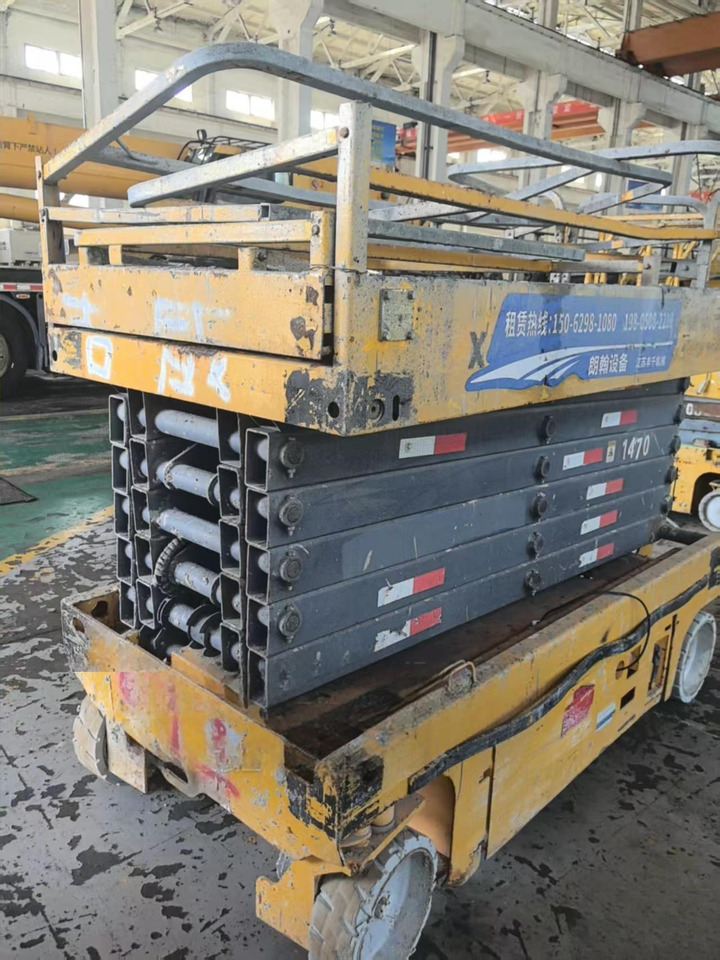 XCMG GTJZ1212 12m used lifting work table scissor lift price - Ψαλιδωτό ανυψωτικό: φωτογραφία 5 XCMG GTJZ1212 12m used lifting work table scissor lift price - Ψαλιδωτό ανυψωτικό: φωτογραφία 5