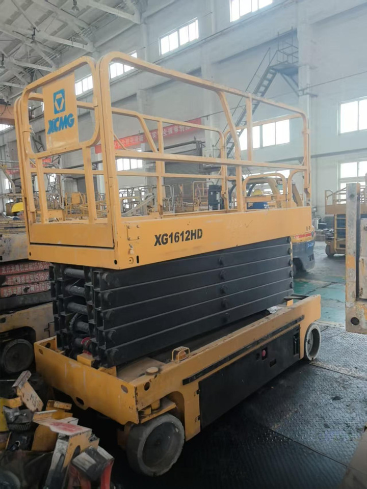 XCMG GTJZ1412 14m diesel used scissor lift portable work platform - Ψαλιδωτό ανυψωτικό: φωτογραφία 3 XCMG GTJZ1412 14m diesel used scissor lift portable work platform - Ψαλιδωτό ανυψωτικό: φωτογραφία 3