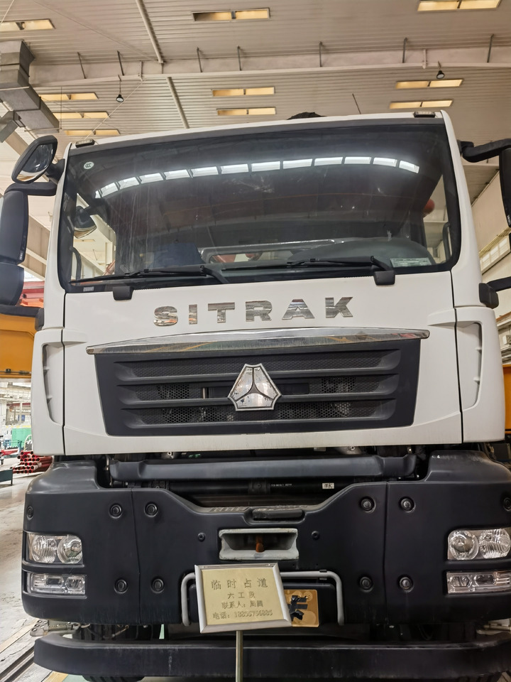 XCMG Official 60m Concrete Pump Machine HB60V Used Concrete Pump Truck For Sale - Αντλία σκυροδέματος: φωτογραφία 2 XCMG Official 60m Concrete Pump Machine HB60V Used Concrete Pump Truck For Sale - Αντλία σκυροδέματος: φωτογραφία 2