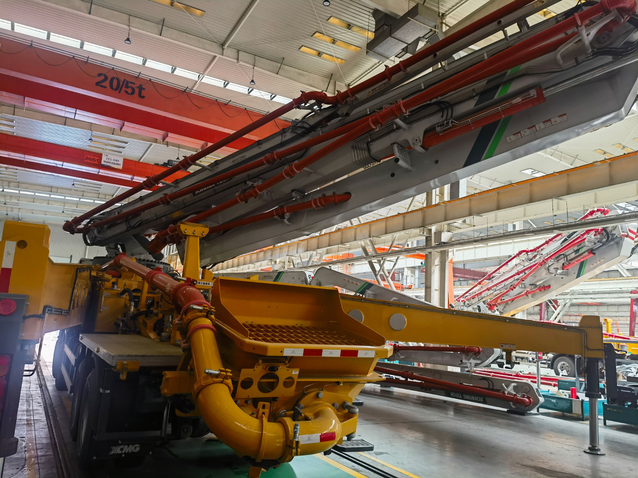 XCMG Official 60m Concrete Pump Machine HB60V Used Concrete Pump Truck For Sale - Αντλία σκυροδέματος: φωτογραφία 4 XCMG Official 60m Concrete Pump Machine HB60V Used Concrete Pump Truck For Sale - Αντλία σκυροδέματος: φωτογραφία 4