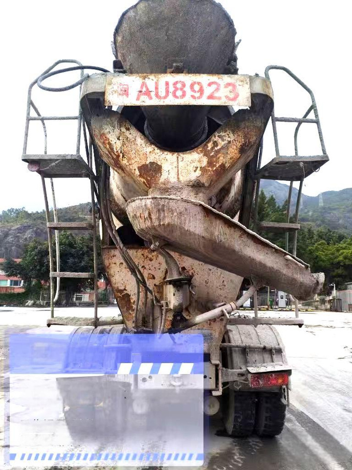 XCMG Official Second Hand Cement Mixer Machine G4804B 12m³ Concrete Mixer Truck Price - Μπετονιέρα φορτηγό: φωτογραφία 4 XCMG Official Second Hand Cement Mixer Machine G4804B 12m³ Concrete Mixer Truck Price - Μπετονιέρα φορτηγό: φωτογραφία 4