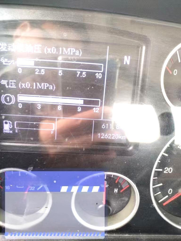 XCMG Official Second Hand Cement Mixer Machine G4804B 12m³ Concrete Mixer Truck Price - Μπετονιέρα φορτηγό: φωτογραφία 5 XCMG Official Second Hand Cement Mixer Machine G4804B 12m³ Concrete Mixer Truck Price - Μπετονιέρα φορτηγό: φωτογραφία 5