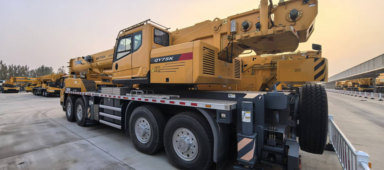 XCMG Official Second Hand Hydraulic Truck Crane QY75K 75ton Mobile Crane For Sale - Τηλεσκοπικός γερανός: φωτογραφία 2 XCMG Official Second Hand Hydraulic Truck Crane QY75K 75ton Mobile Crane For Sale - Τηλεσκοπικός γερανός: φωτογραφία 2