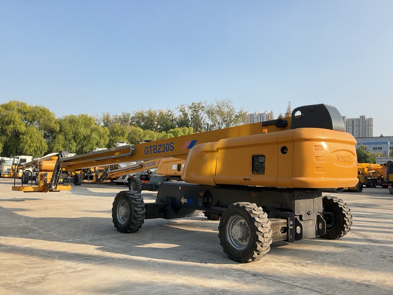 XCMG Official Used Aerial Boom Lift GTBZ30S 30 Meters Mobile Cherry Picker Price - Τηλεσκοπικό ανυψωτικό: φωτογραφία 3 XCMG Official Used Aerial Boom Lift GTBZ30S 30 Meters Mobile Cherry Picker Price - Τηλεσκοπικό ανυψωτικό: φωτογραφία 3