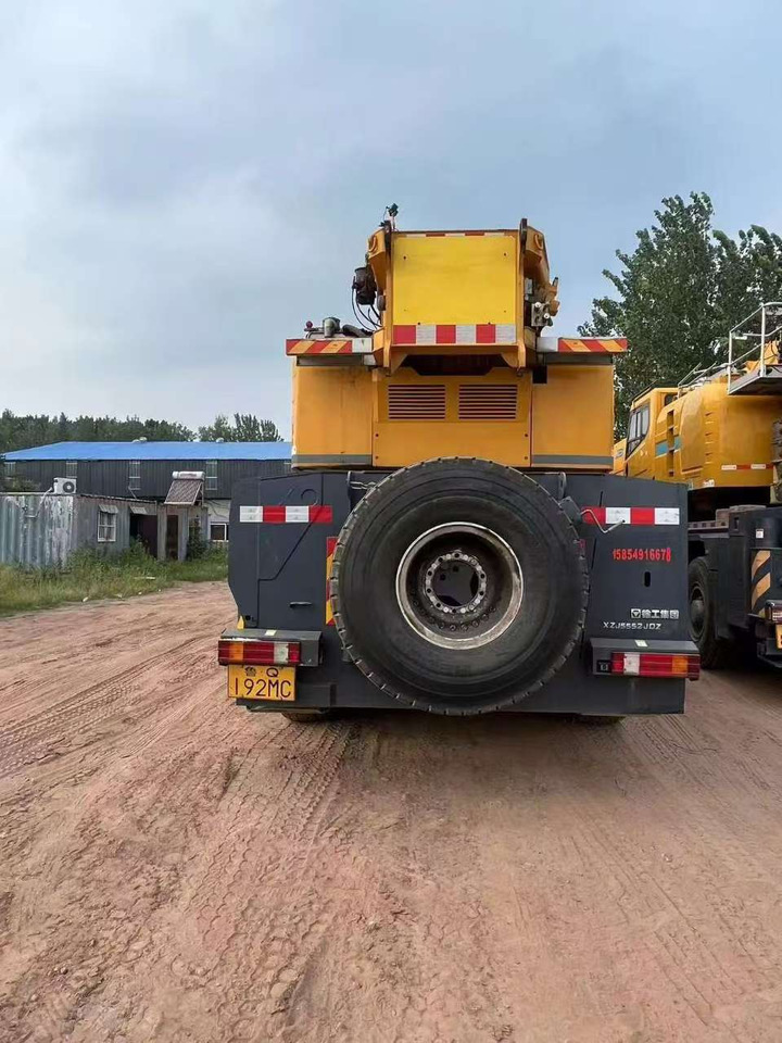 XCMG Official Used Boom Truck Crane XCA300 300t Diesel All Terrain Crane Best Sale - Γερανός παντός εδάφους: φωτογραφία 4 XCMG Official Used Boom Truck Crane XCA300 300t Diesel All Terrain Crane Best Sale - Γερανός παντός εδάφους: φωτογραφία 4