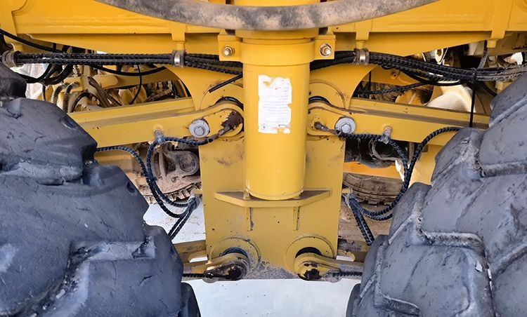 XCMG Official Used Cheap Tipper Truck XDR85T 70 Ton Mining Dump Truck Price - Ανατρεπόμενο όχημα: φωτογραφία 3 XCMG Official Used Cheap Tipper Truck XDR85T 70 Ton Mining Dump Truck Price - Ανατρεπόμενο όχημα: φωτογραφία 3