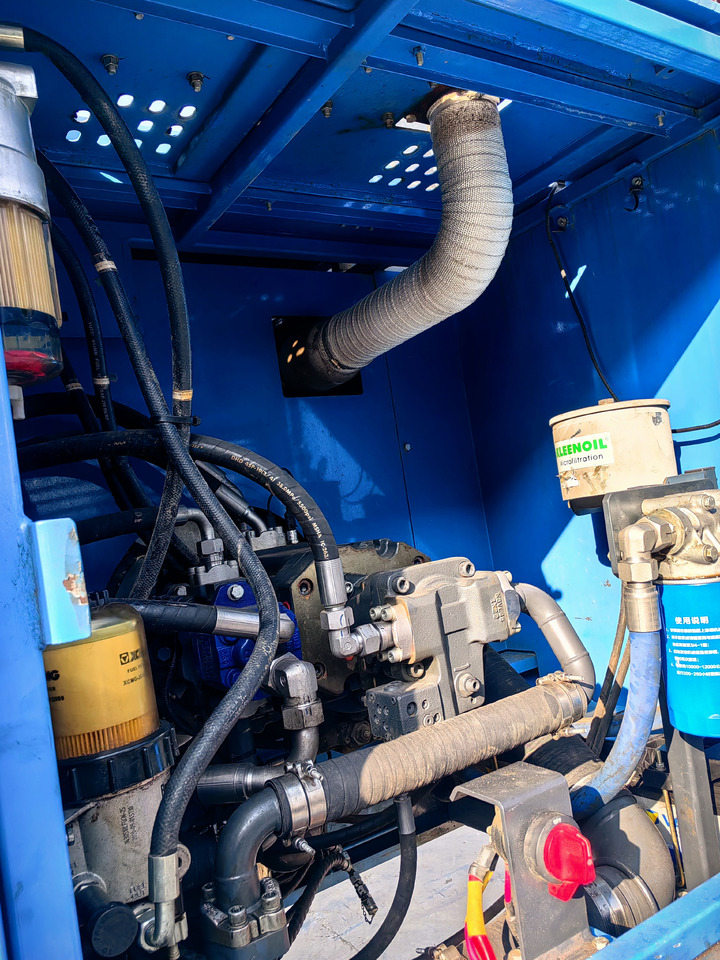 Μηχάνημα διάτρησης XCMG Official Used rotary drilling rig XR240E 80m Hydraulic Piling Rig Machine For Sale: φωτογραφία 8