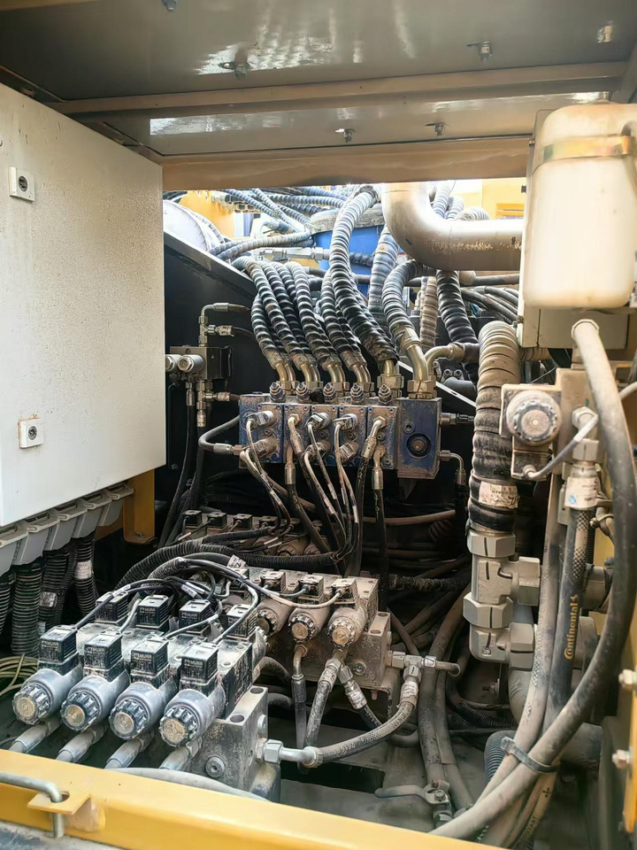 XCMG Official XR160E 56m Depth Hydraulic Borehole Drilling Rig Machine Rotary Piling - Μηχάνημα διάτρησης: φωτογραφία 2 XCMG Official XR160E 56m Depth Hydraulic Borehole Drilling Rig Machine Rotary Piling - Μηχάνημα διάτρησης: φωτογραφία 2