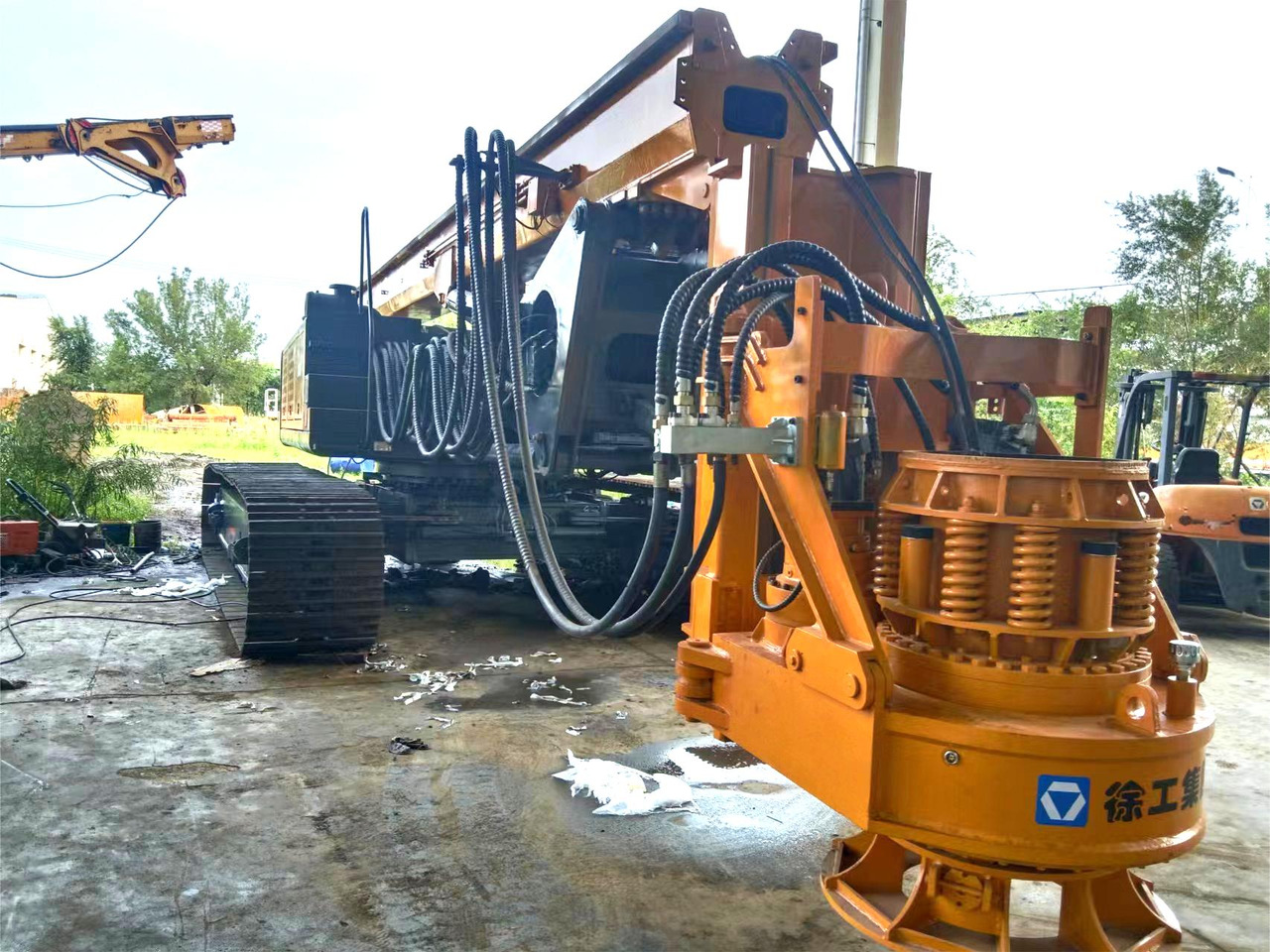 XCMG XCMG Officail XR220D used hydraulic rotary drilling rig for sale - Μηχάνημα διάτρησης: φωτογραφία 2 XCMG XCMG Officail XR220D used hydraulic rotary drilling rig for sale - Μηχάνημα διάτρησης: φωτογραφία 2