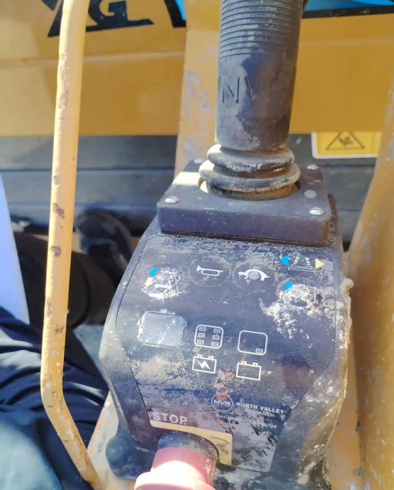 XCMG XG1008HA-Li 10m used Lithium battery scissor aerial work platform - Ψαλιδωτό ανυψωτικό: φωτογραφία 5 XCMG XG1008HA-Li 10m used Lithium battery scissor aerial work platform - Ψαλιδωτό ανυψωτικό: φωτογραφία 5