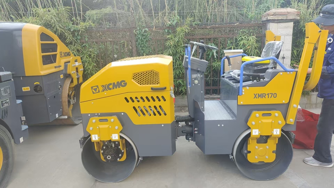 XCMG official brand new 1.7 ton small road roller XMR170 - Μικρος ασφαλτικός οδοστρωτήρας: φωτογραφία 2 XCMG official brand new 1.7 ton small road roller XMR170 - Μικρος ασφαλτικός οδοστρωτήρας: φωτογραφία 2