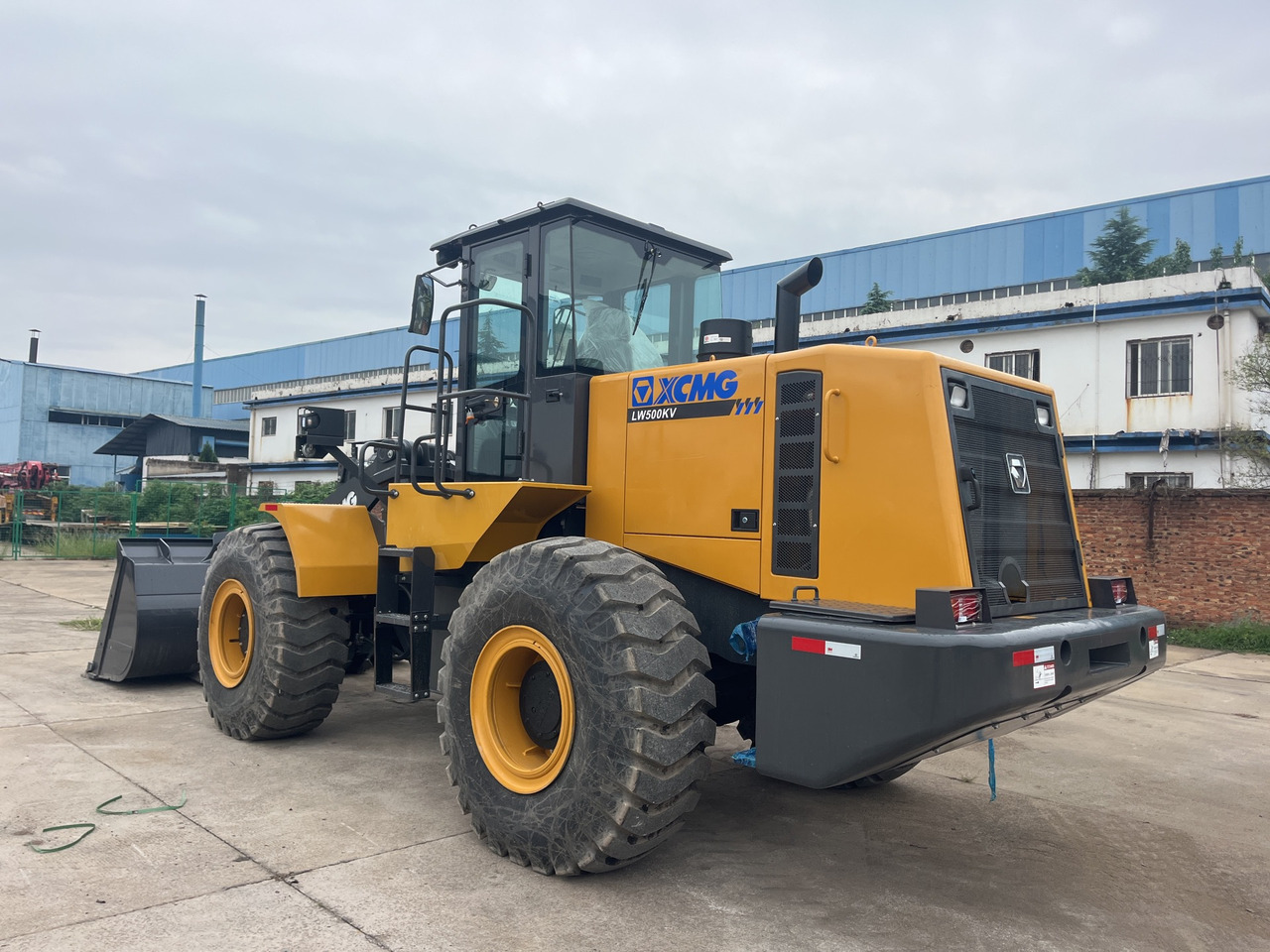 XCMG second hand 5ton wheel loader LW500KV in good condition - Ελαστιχοφόρος φορτωτής: φωτογραφία 4 XCMG second hand 5ton wheel loader LW500KV in good condition - Ελαστιχοφόρος φορτωτής: φωτογραφία 4