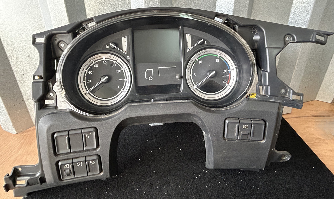 DAF COUNTER CLOCK + HARNESS + CONSOLE DAF XF 106 1980452 + 1900912 + 1951834 - Ταμπλό αυτοκινήτου: φωτογραφία 1 DAF COUNTER CLOCK + HARNESS + CONSOLE DAF XF 106 1980452 + 1900912 + 1951834 - Ταμπλό αυτοκινήτου: φωτογραφία 1