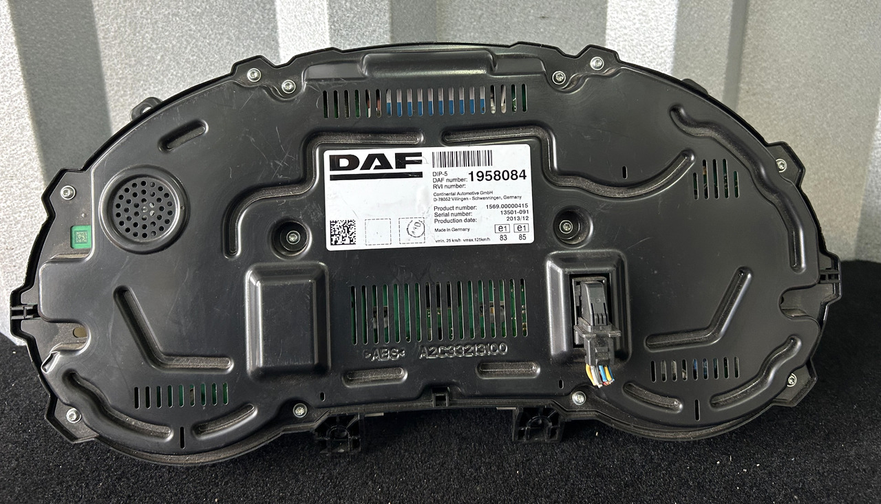DAF DAF XF 106 CLOCK COUNTER 1958084 - Ταμπλό αυτοκινήτου: φωτογραφία 2 DAF DAF XF 106 CLOCK COUNTER 1958084 - Ταμπλό αυτοκινήτου: φωτογραφία 2