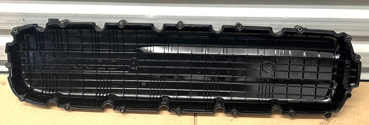 DAF ENGINE VALVE COVER + SPACER FRAME XF 106 - Κυλινδροκεφαλή: φωτογραφία 3 DAF ENGINE VALVE COVER + SPACER FRAME XF 106 - Κυλινδροκεφαλή: φωτογραφία 3