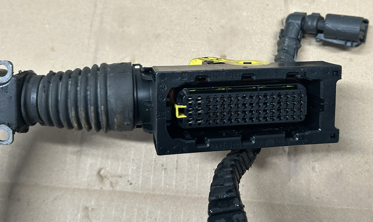 DAF ENGINE WIRING HARNESS J1A DAF XF 106 480 530 - Καλώδιο/ Σύρματα: φωτογραφία 4 DAF ENGINE WIRING HARNESS J1A DAF XF 106 480 530 - Καλώδιο/ Σύρματα: φωτογραφία 4