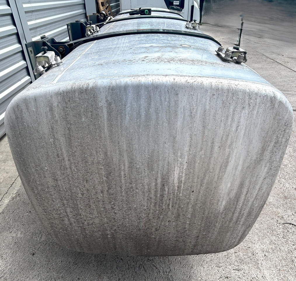 DAF XF 106 480 845L 2327x675x620 - Ρεζερβουάρ καυσίμου για Φορτηγό: φωτογραφία 5 DAF XF 106 480 845L 2327x675x620 - Ρεζερβουάρ καυσίμου για Φορτηγό: φωτογραφία 5