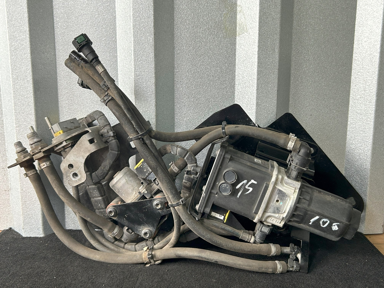 DAF XF 106 ADBLUE KIT - Σύστημα εξάτμισης: φωτογραφία 1 DAF XF 106 ADBLUE KIT - Σύστημα εξάτμισης: φωτογραφία 1