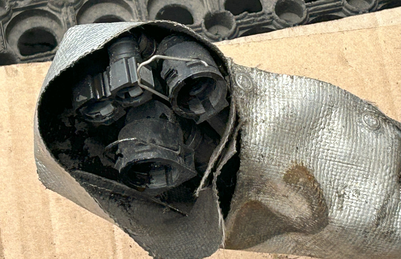 DAF XF 106 ADBLUE WIRING HARNESS - Σύστημα εξάτμισης: φωτογραφία 2 DAF XF 106 ADBLUE WIRING HARNESS - Σύστημα εξάτμισης: φωτογραφία 2