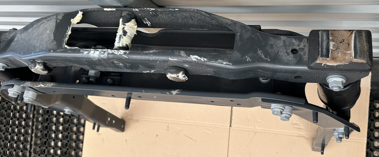 IVECO CABIN SUSPENSION REAR WITH SHOCK ABSORBERS S-WAY BRAND NEW - Ανάρτηση καμπίνας: φωτογραφία 1 IVECO CABIN SUSPENSION REAR WITH SHOCK ABSORBERS S-WAY BRAND NEW - Ανάρτηση καμπίνας: φωτογραφία 1