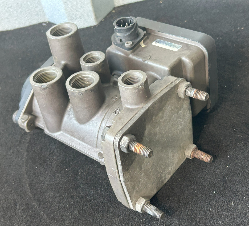 KNORR-BREMSE TRAILER EBS CONTROL VALVE / EUROPE / VOLVO - Βαλβίδα φρένων: φωτογραφία 5 KNORR-BREMSE TRAILER EBS CONTROL VALVE / EUROPE / VOLVO - Βαλβίδα φρένων: φωτογραφία 5