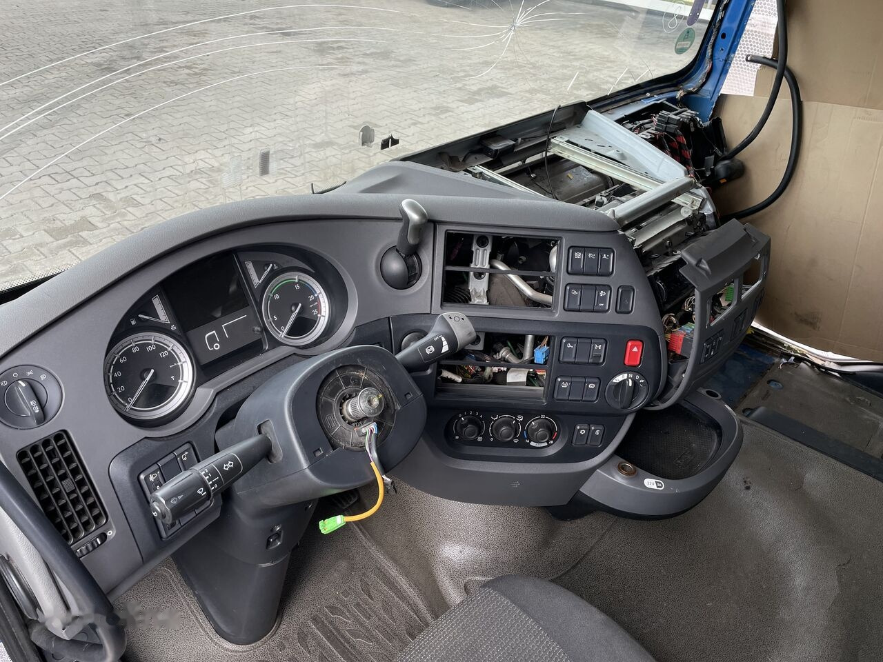 Καμπίνα για Φορτηγό XF   DAF XF 106 truck: φωτογραφία 10