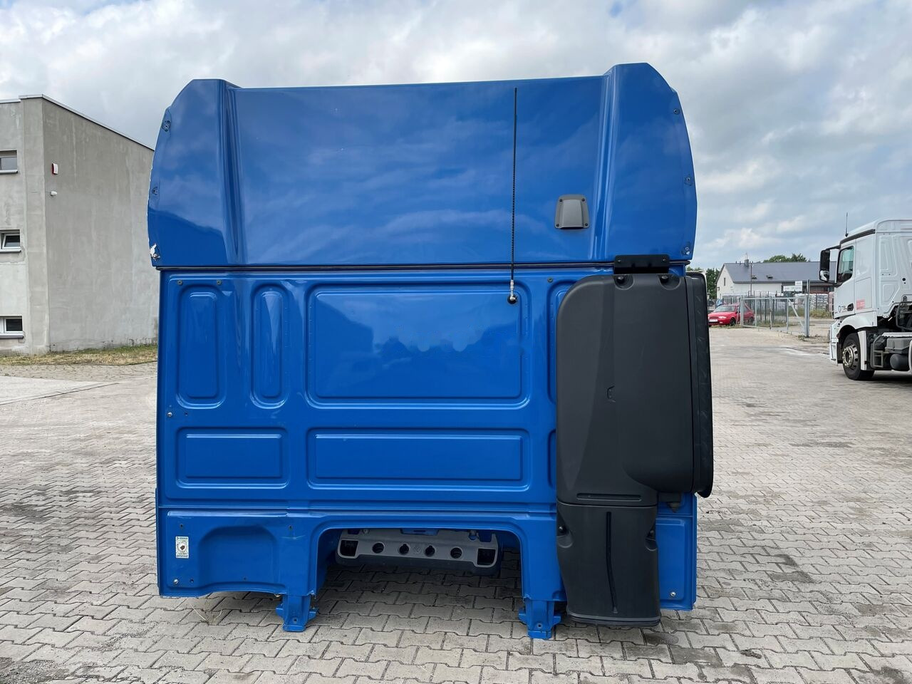 Καμπίνα για Φορτηγό XF   DAF XF 106 truck: φωτογραφία 8