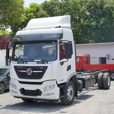 210HP Tractor Unit 4X2 Dongfeng Kingrun Kr Truck Head - Φορτηγό σασί: φωτογραφία 1 210HP Tractor Unit 4X2 Dongfeng Kingrun Kr Truck Head - Φορτηγό σασί: φωτογραφία 1