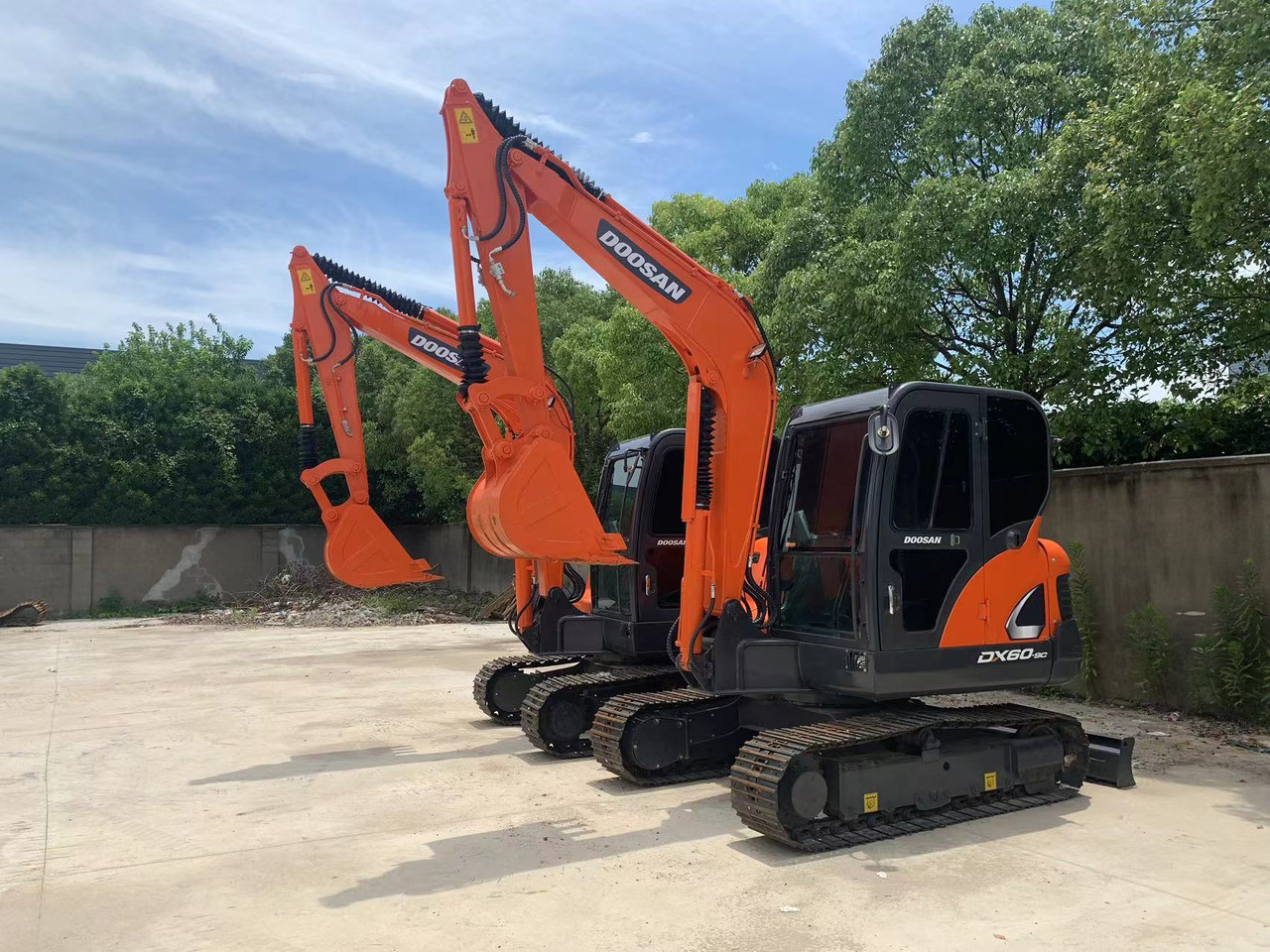 DOOSAN DX60 Good price 6 ton Small Excavator - Ερπυστριοφόρος εκσκαφέας: φωτογραφία 2 DOOSAN DX60 Good price 6 ton Small Excavator - Ερπυστριοφόρος εκσκαφέας: φωτογραφία 2