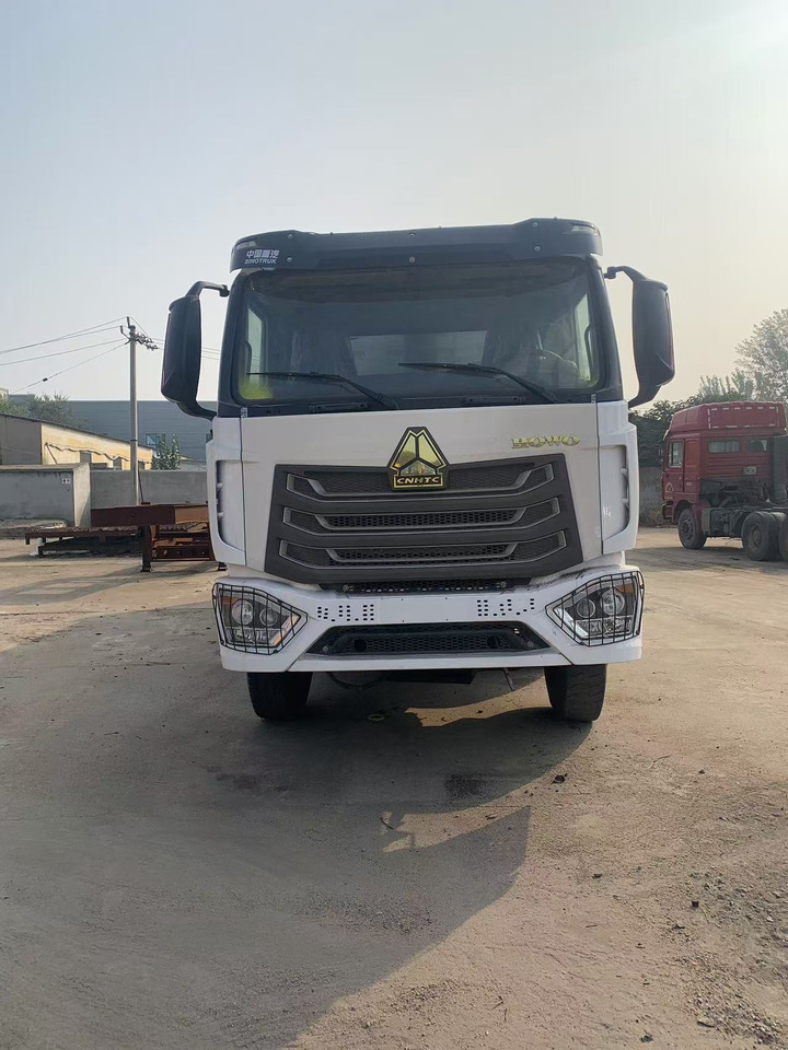 Howo 8x4 Tipper Truck Used Condition HOWO Dumper Truck Left Hand Drive - Φορτηγό ανατρεπόμενο: φωτογραφία 3 Howo 8x4 Tipper Truck Used Condition HOWO Dumper Truck Left Hand Drive - Φορτηγό ανατρεπόμενο: φωτογραφία 3