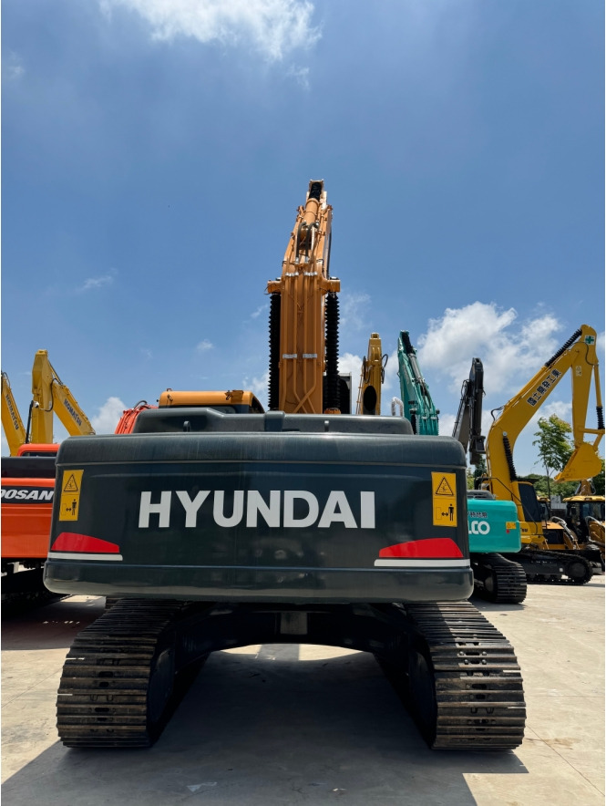 Hyundai 305LC-9S Good Price Used Excavator - Ερπυστριοφόρος εκσκαφέας: φωτογραφία 3 Hyundai 305LC-9S Good Price Used Excavator - Ερπυστριοφόρος εκσκαφέας: φωτογραφία 3