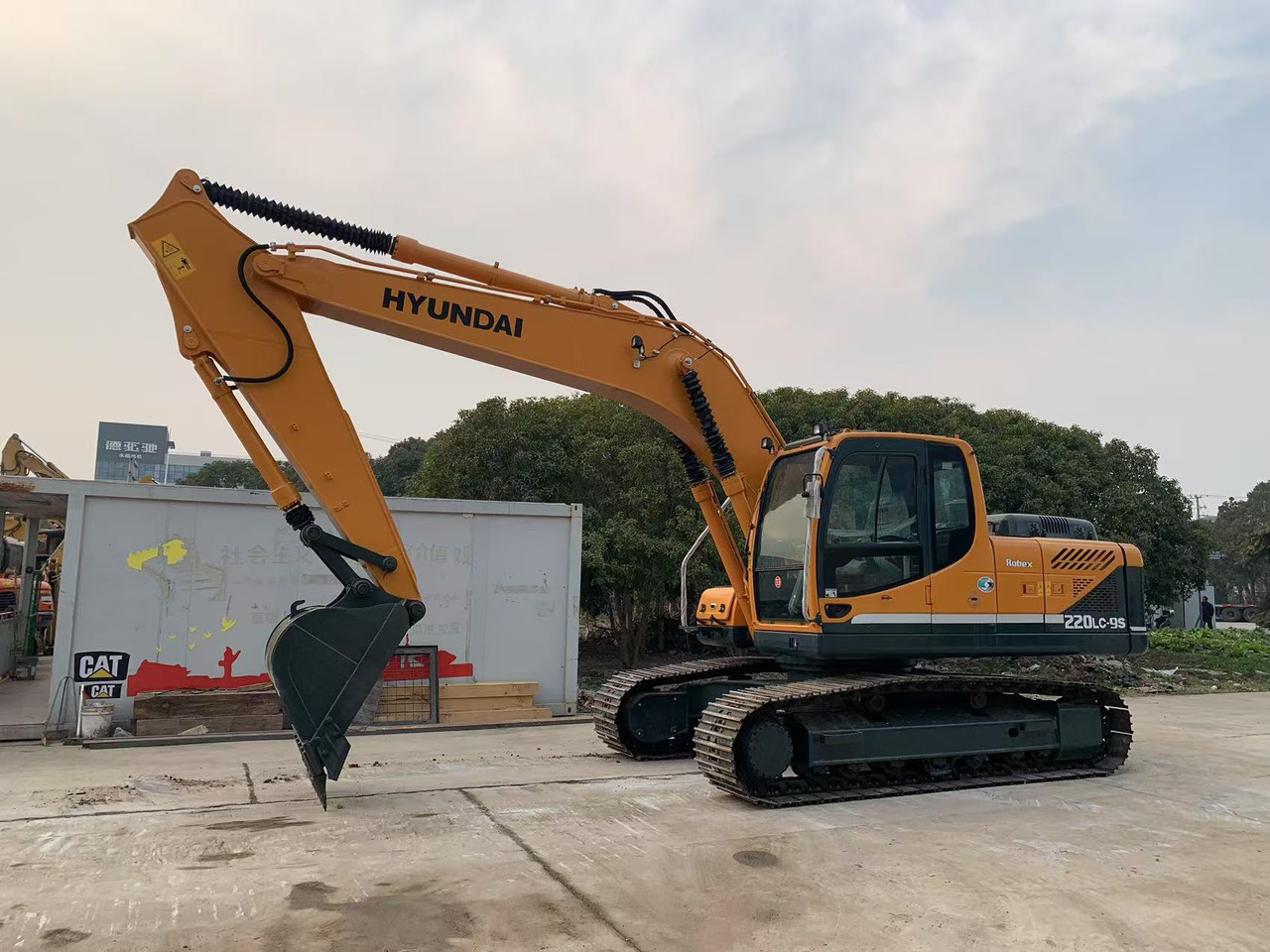 Hyundai Excavator 220LC-9S Secondhand Korea Machine - Ερπυστριοφόρος εκσκαφέας: φωτογραφία 1 Hyundai Excavator 220LC-9S Secondhand Korea Machine - Ερπυστριοφόρος εκσκαφέας: φωτογραφία 1