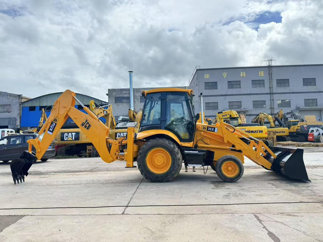 JCB 4x4 Backhoe Loader 3CX Used Condition - Φορτωτής εκσκαφέας: φωτογραφία 4 JCB 4x4 Backhoe Loader 3CX Used Condition - Φορτωτής εκσκαφέας: φωτογραφία 4