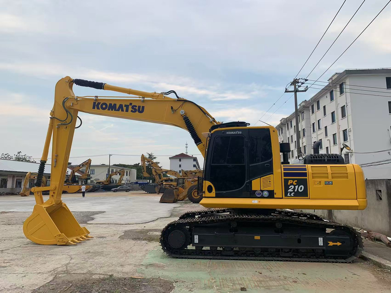 Komatsu Crawler Excavator PC210, PC200 Good Price Japan Excavator - Ερπυστριοφόρος εκσκαφέας: φωτογραφία 3 Komatsu Crawler Excavator PC210, PC200 Good Price Japan Excavator - Ερπυστριοφόρος εκσκαφέας: φωτογραφία 3