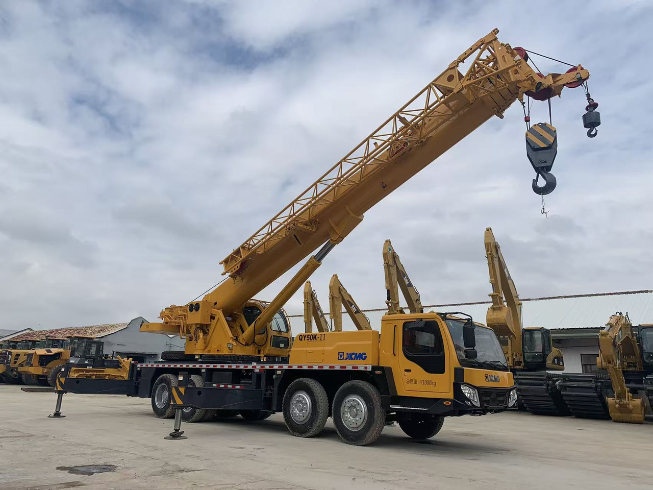 XCMG Truck Crane QY50K, QY65K, QY70K Good Price on Sale - Τηλεσκοπικός γερανός: φωτογραφία 5 XCMG Truck Crane QY50K, QY65K, QY70K Good Price on Sale - Τηλεσκοπικός γερανός: φωτογραφία 5