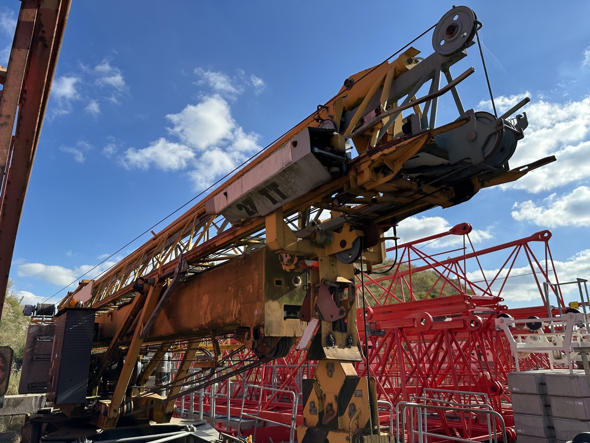 LIEBHERR 27 TT - Αυτοανεγειρόμενος γερανός: φωτογραφία 2 LIEBHERR 27 TT - Αυτοανεγειρόμενος γερανός: φωτογραφία 2