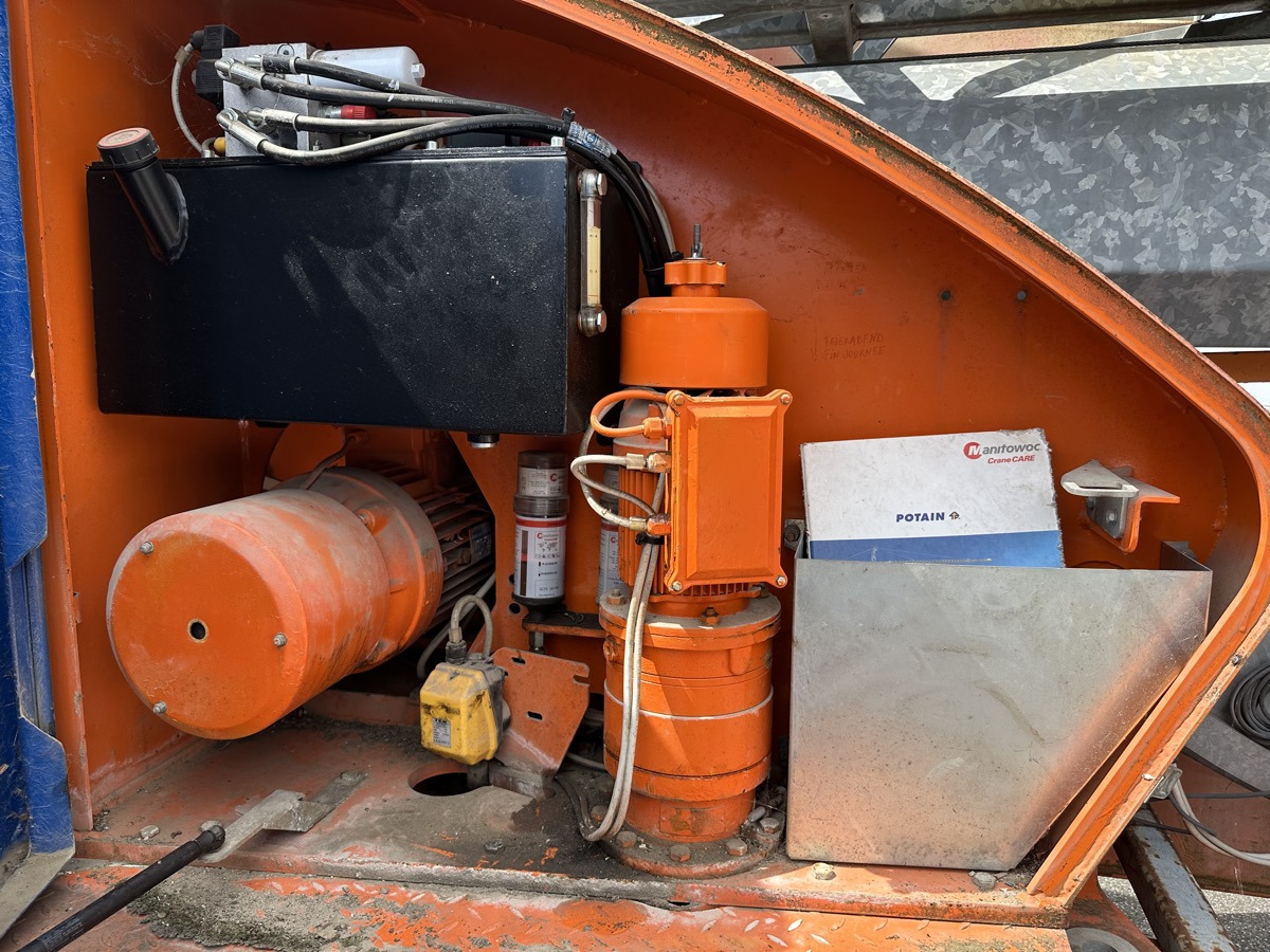 POTAIN IGO 13 - Αυτοανεγειρόμενος γερανός: φωτογραφία 3 POTAIN IGO 13 - Αυτοανεγειρόμενος γερανός: φωτογραφία 3