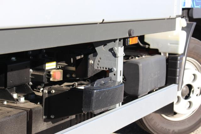 FUSO Canter 4C15E M - BATT. - Μικρό φορτηγό με καρότσα: φωτογραφία 5 FUSO Canter 4C15E M - BATT. - Μικρό φορτηγό με καρότσα: φωτογραφία 5