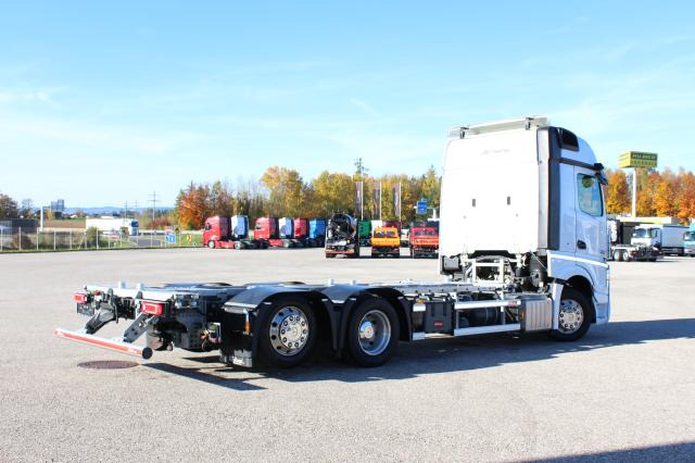 Mercedes-Benz Actros 2548LL HUBRAHMEN - Φορτηγό μεταφοράς εμπορευματοκιβωτίων/ Κινητό αμάξωμα: φωτογραφία 3 Mercedes-Benz Actros 2548LL HUBRAHMEN - Φορτηγό μεταφοράς εμπορευματοκιβωτίων/ Κινητό αμάξωμα: φωτογραφία 3