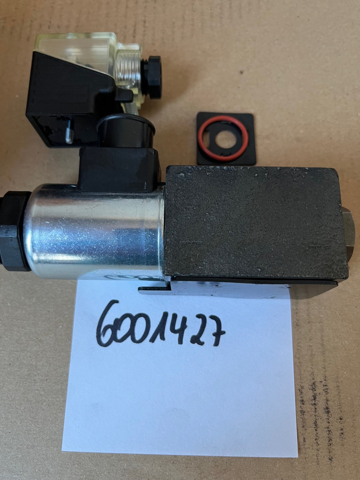 O&K Terex RH120 RH170 RH200 RH340 Valve 6001427 1467499 534-9304 Plate 6001750 4027321 535-2092 - Ανταλλακτικό για Εκσκαφέας: φωτογραφία 2 O&K Terex RH120 RH170 RH200 RH340 Valve 6001427 1467499 534-9304 Plate 6001750 4027321 535-2092 - Ανταλλακτικό για Εκσκαφέας: φωτογραφία 2