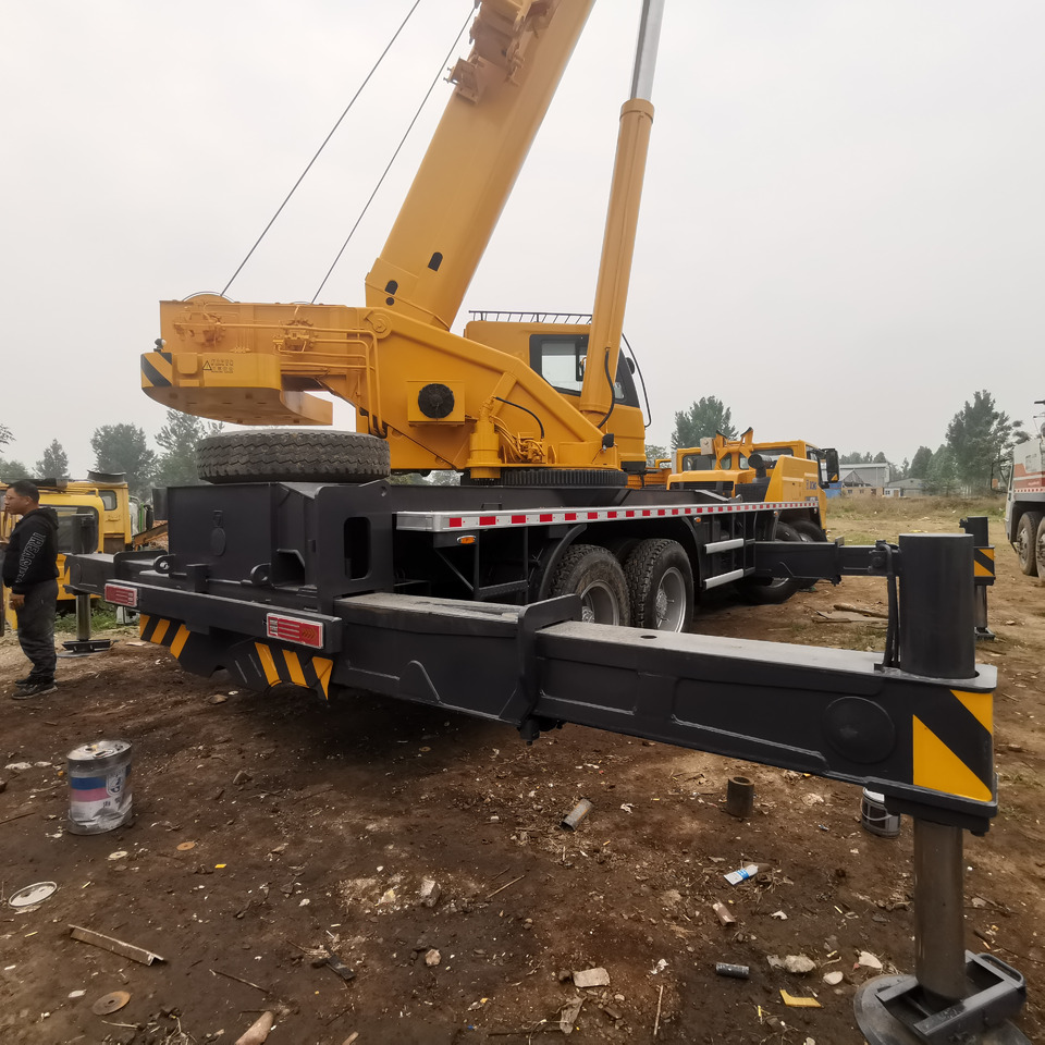 XCMG QY70KC - Τηλεσκοπικός γερανός: φωτογραφία 1 XCMG QY70KC - Τηλεσκοπικός γερανός: φωτογραφία 1