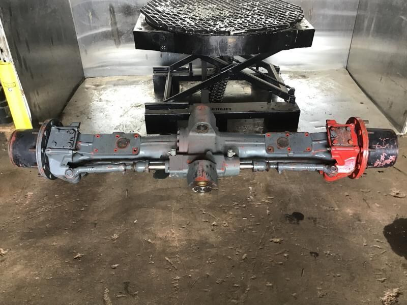 Liebherr APLB755 - Εμπρός άξονας: φωτογραφία 1 Liebherr APLB755 - Εμπρός άξονας: φωτογραφία 1