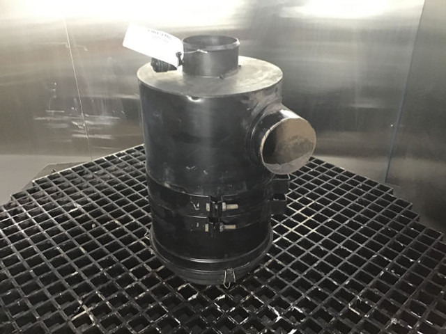 Liebherr Air Filter - Φίλτρο αέρα: φωτογραφία 1 Liebherr Air Filter - Φίλτρο αέρα: φωτογραφία 1