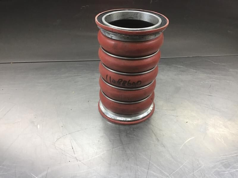 Liebherr Air Hose - Σύστημα ψύξης: φωτογραφία 1 Liebherr Air Hose - Σύστημα ψύξης: φωτογραφία 1