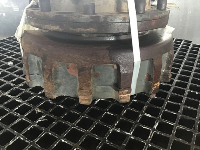 Liebherr Brake - Ταμπούρο: φωτογραφία 3 Liebherr Brake - Ταμπούρο: φωτογραφία 3